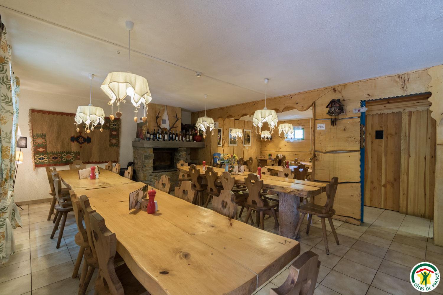 Auberge La Soulan Boutx Экстерьер фото